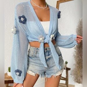 Women’s size XL open tie front knit sweater shrug blue 3D floral long sleeves